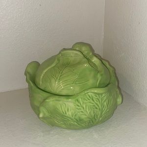 Holland Mold Vintage Lettuce or Cabbage Vintage serving dish